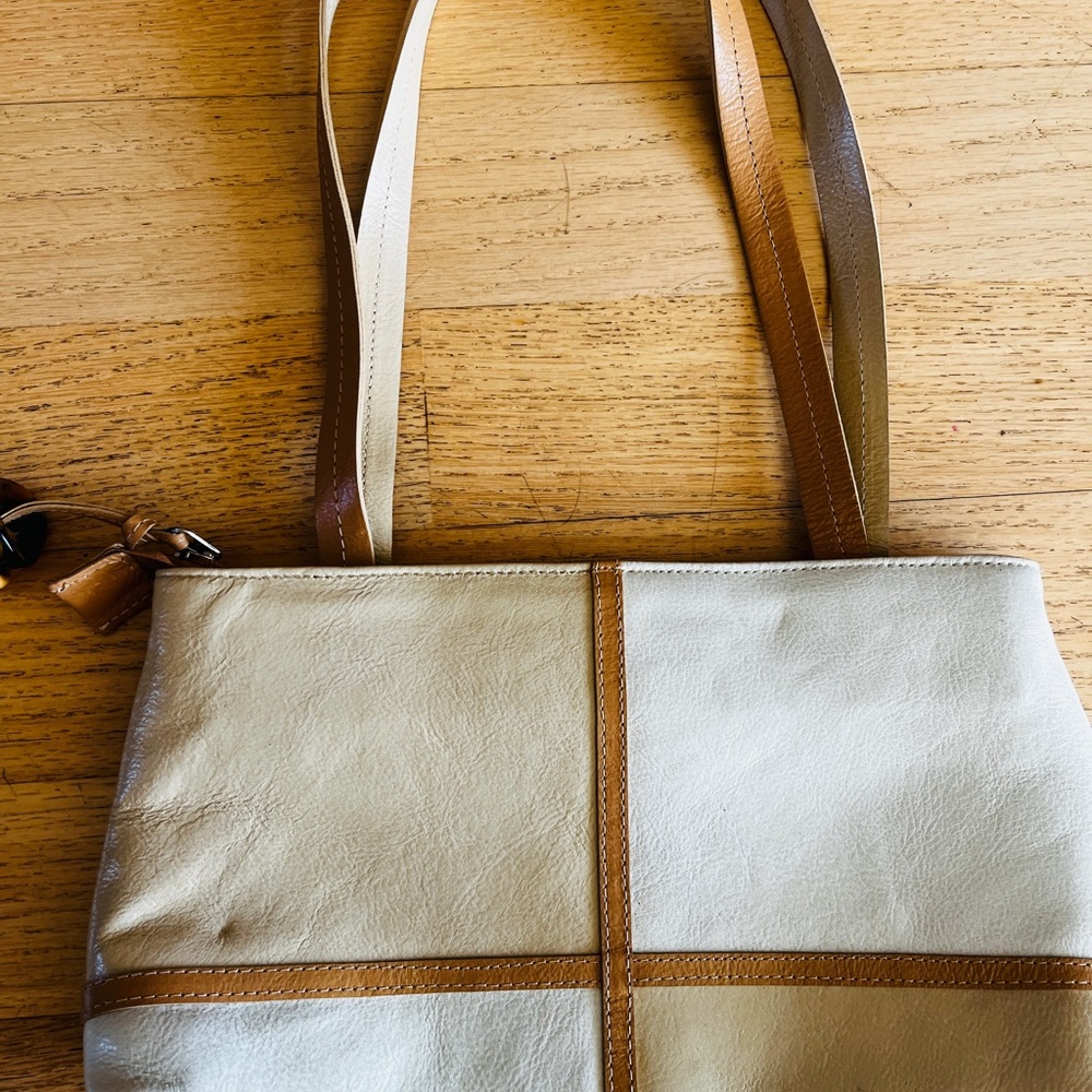 Chabeli leather purse Two-Tone beige caramel and ivory cream - Picture 2 of 10